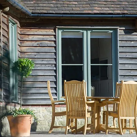 Cowdray Holiday Cottages Midhurst Exterior photo