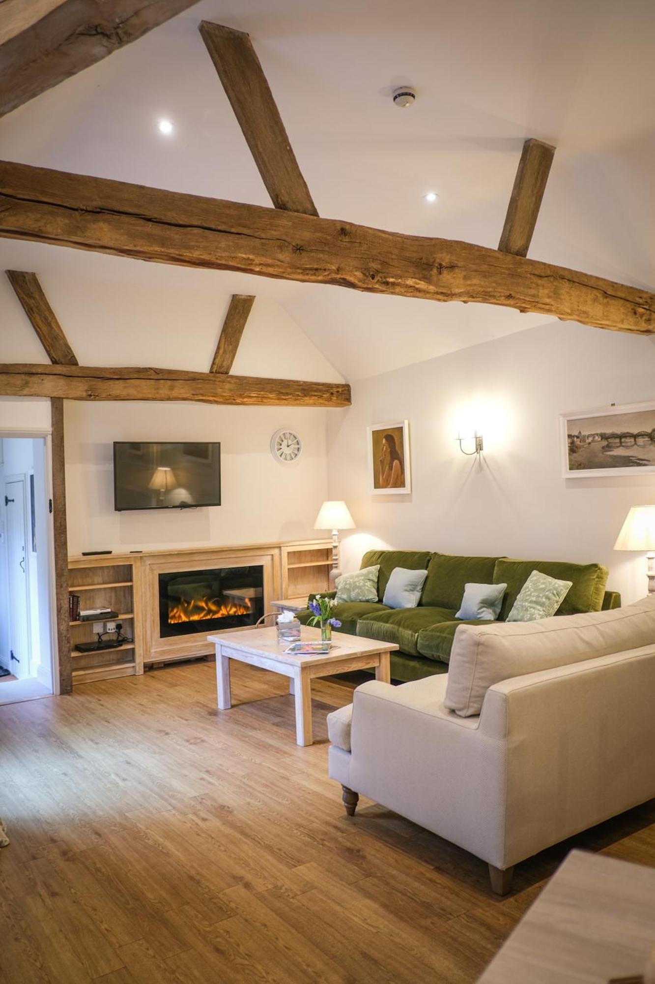 Lodge Cowdray Midhurst