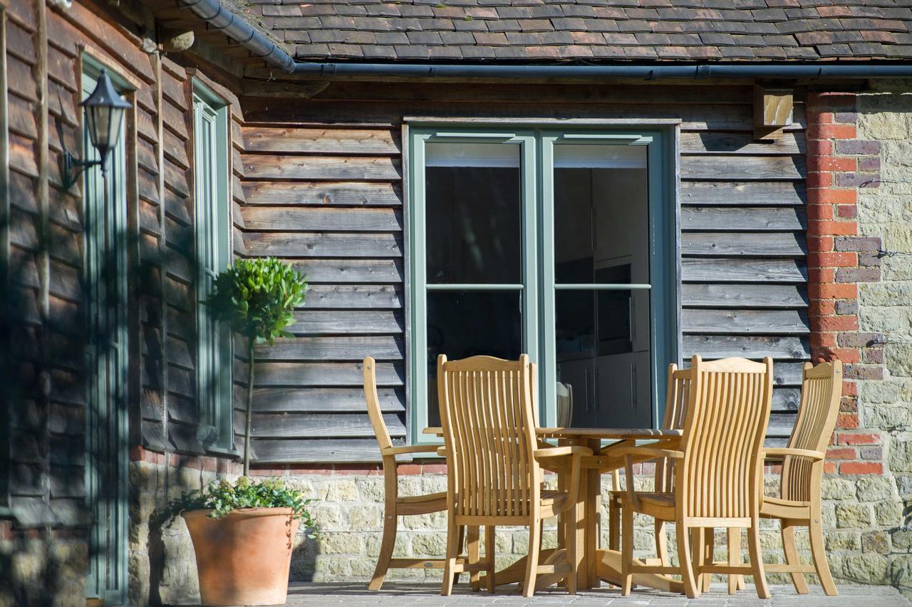 Cowdray Lodge